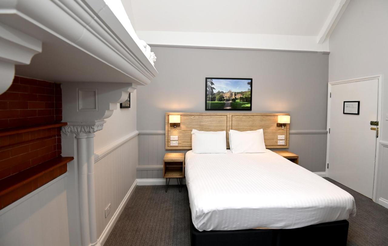 Fox & Goose, Barrow Gurney By Marston'S Inns Felton  Esterno foto